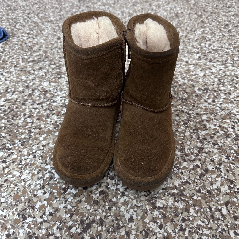 Bearpaw boots